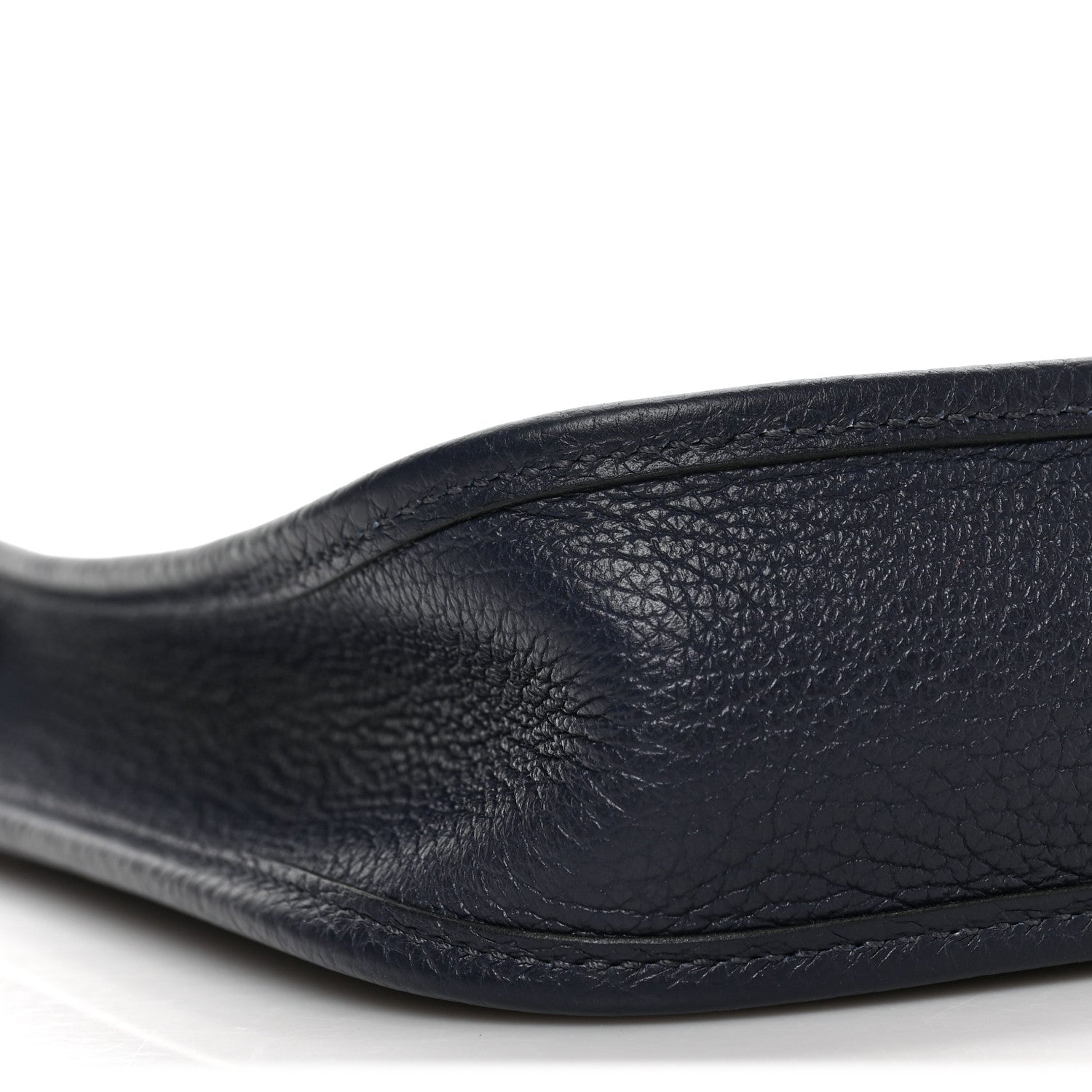 Hermes Taurillon Clemence Amazone Sangle Cavale Evelyne TPM Bleu Nuit Bleu Encre Cuivre 7 of 8