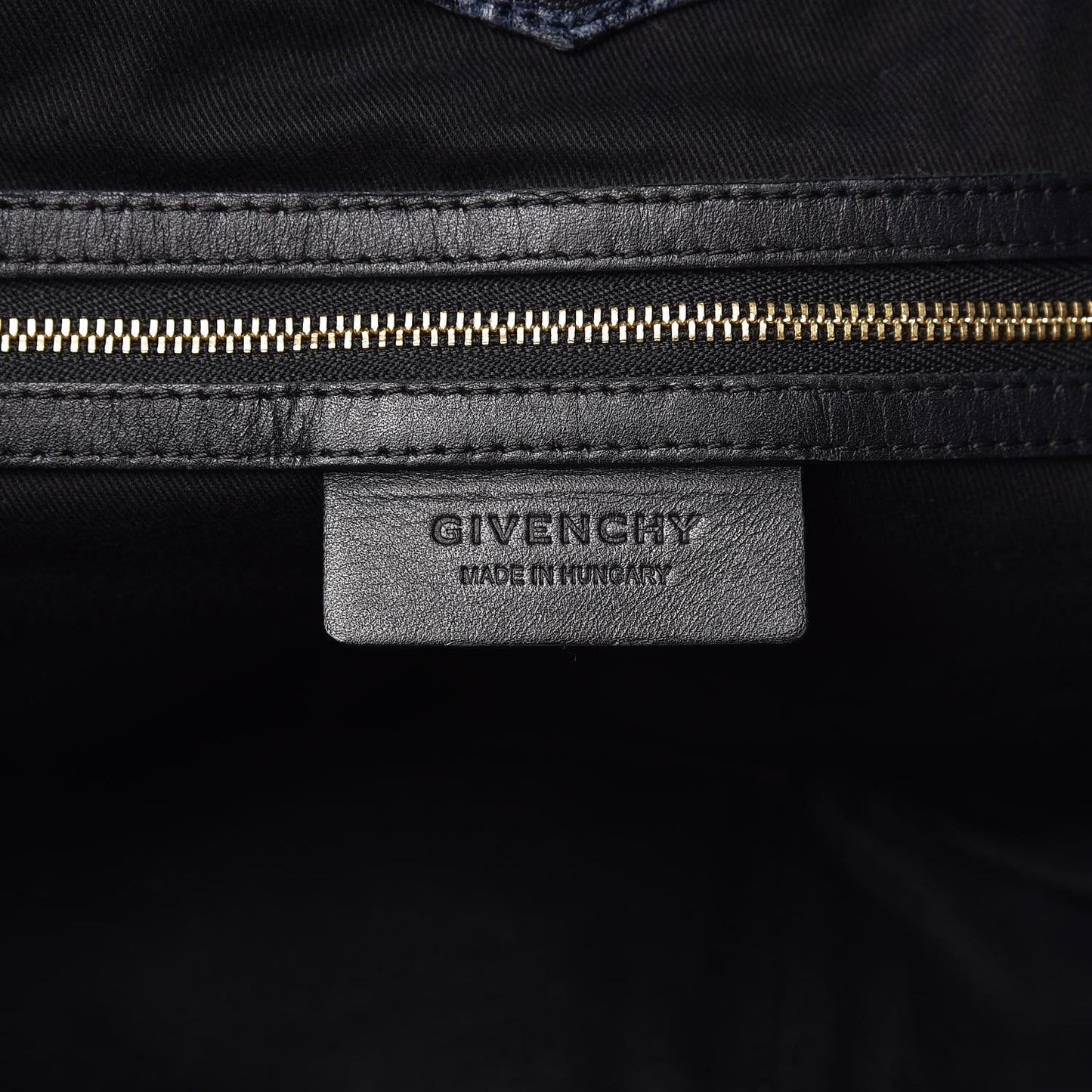 Lambskin Tinhan Hobo Black