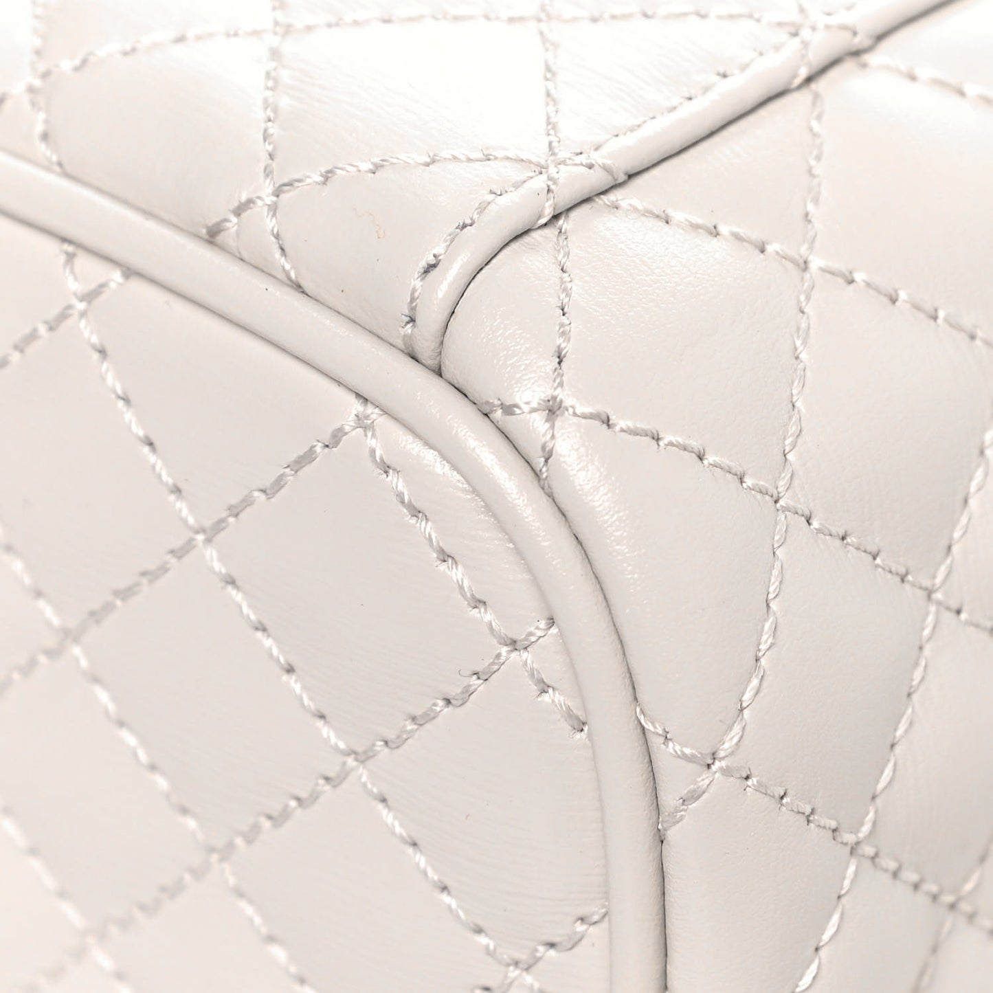 Calfskin Trapuntata Zumi Belt Bag Off White