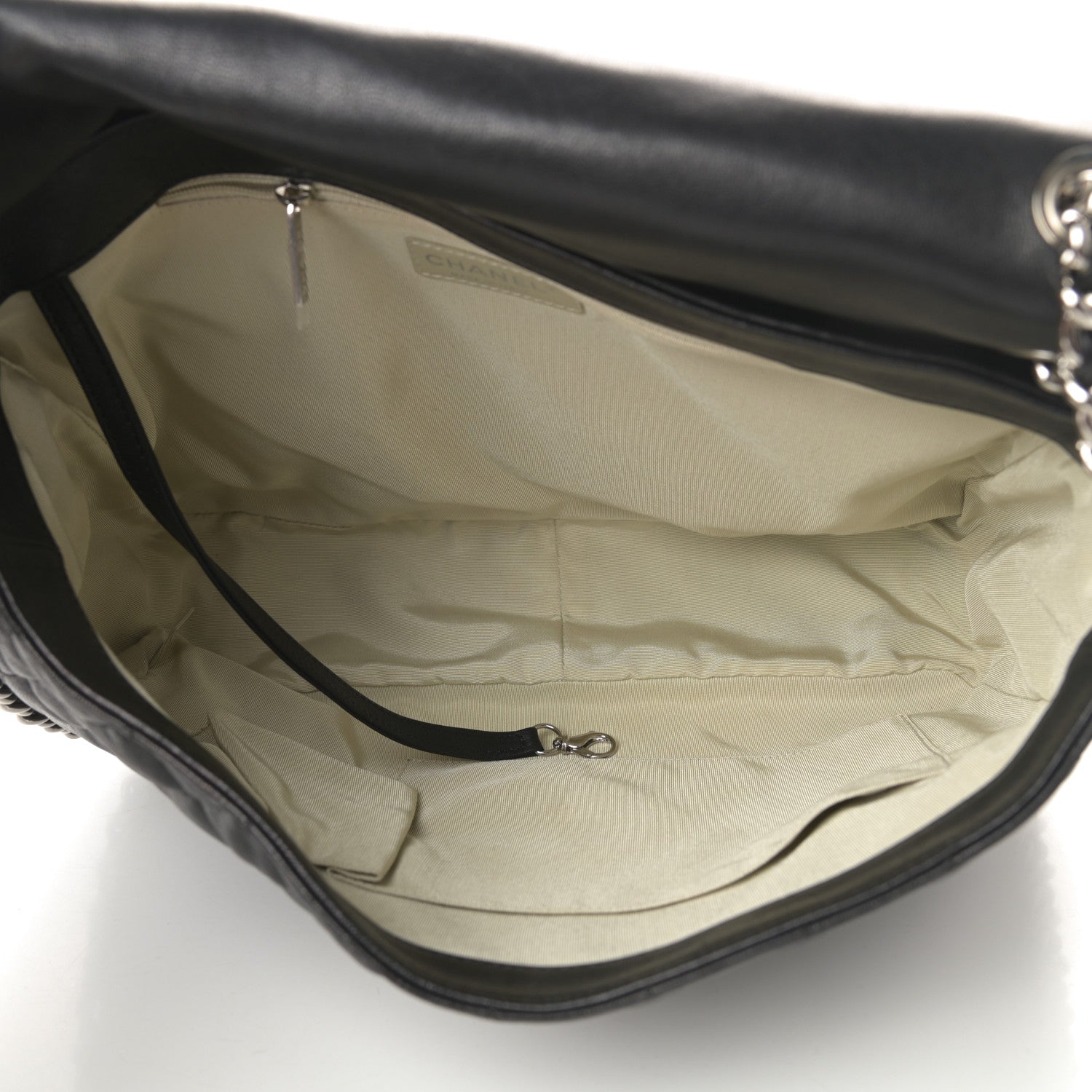 Chanel Washed Lambskin Quilted Maxi Chain Around Flap Black 5 of 11