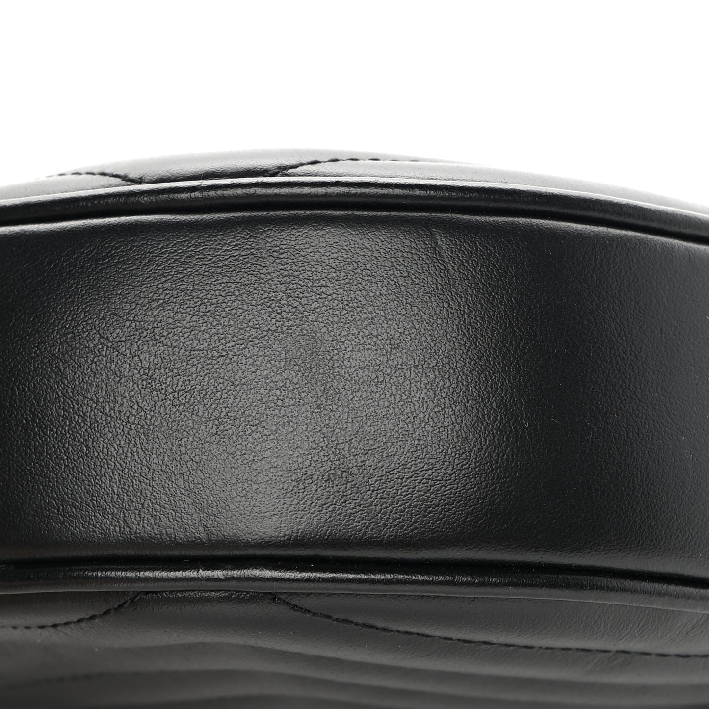 Calfskin Matelasse Chevron Round Vinyle Camera Bag Black