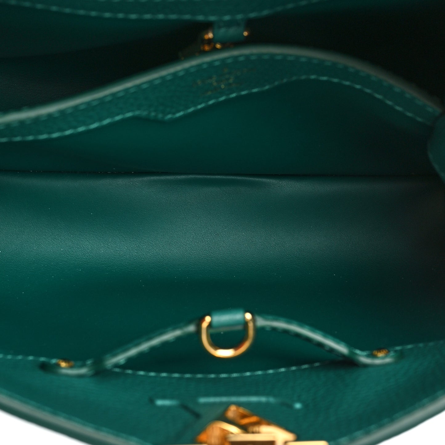 Taurillon Capucines BB Emerald