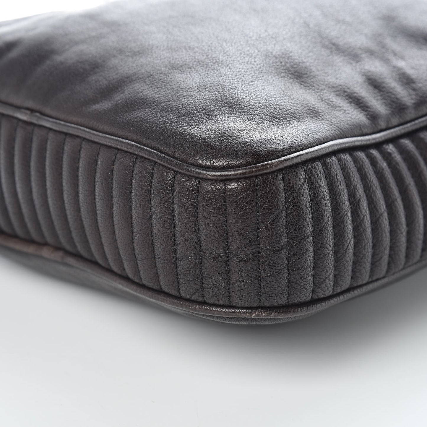 Grained Buffalo Messenger Bag Dark Brown