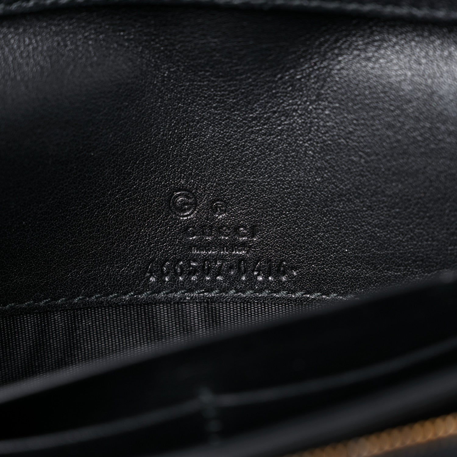Gucci Microguccissima Crossbody Wallet Black 6 of 11
