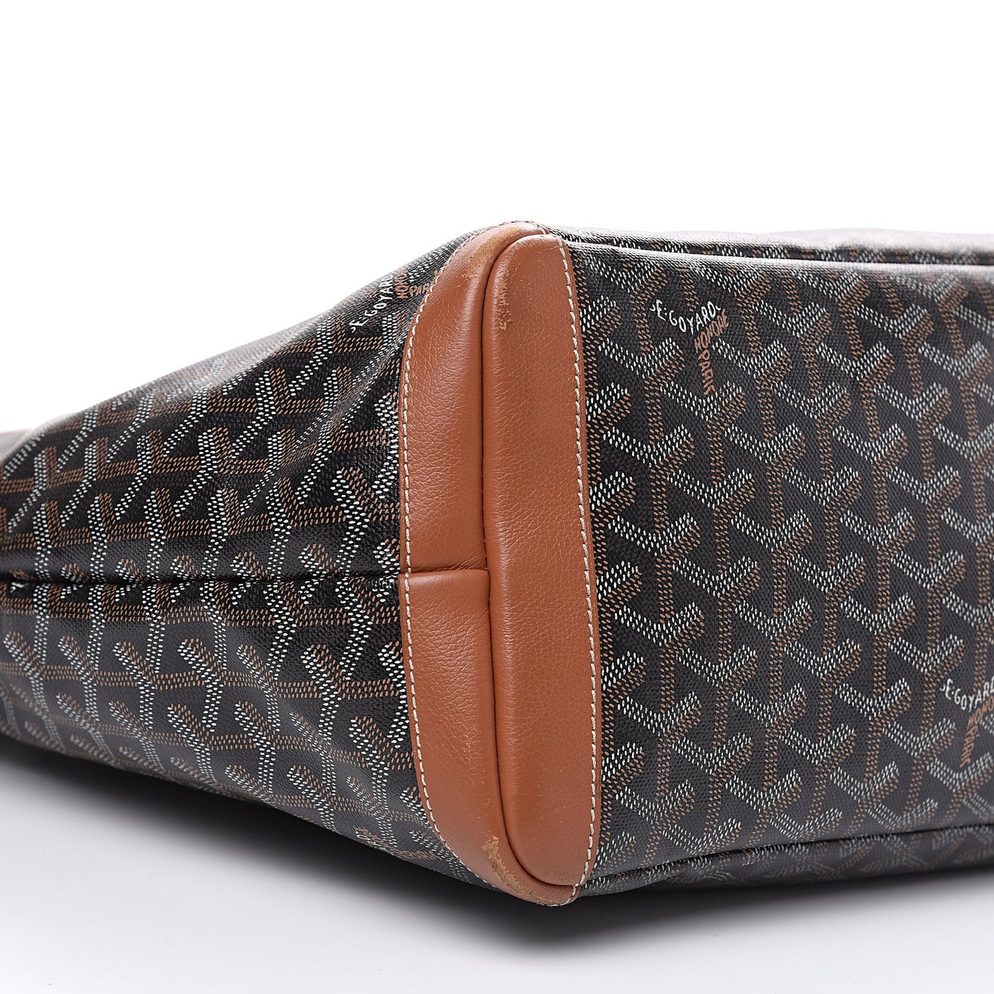 Goyardine Artois MM Black Gold