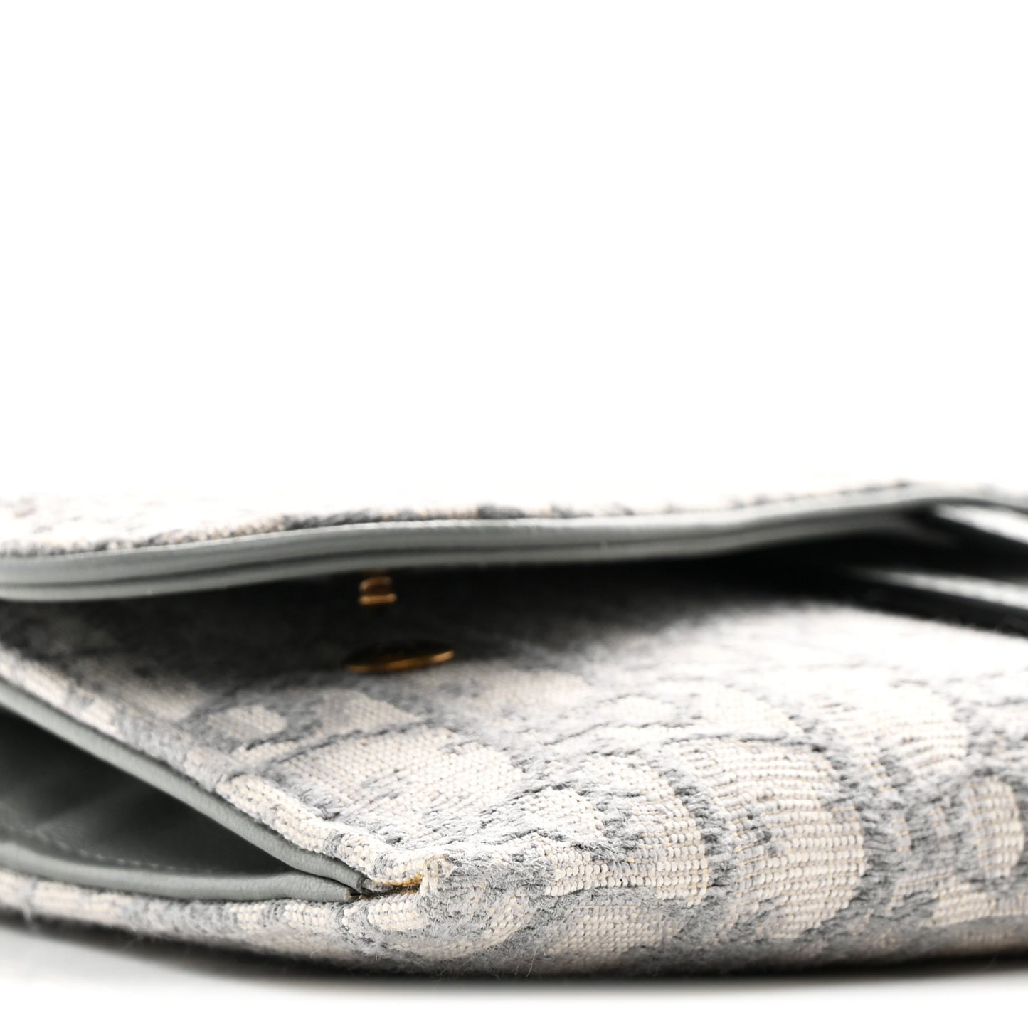 Oblique Saddle Chain Long Wallet Grey
