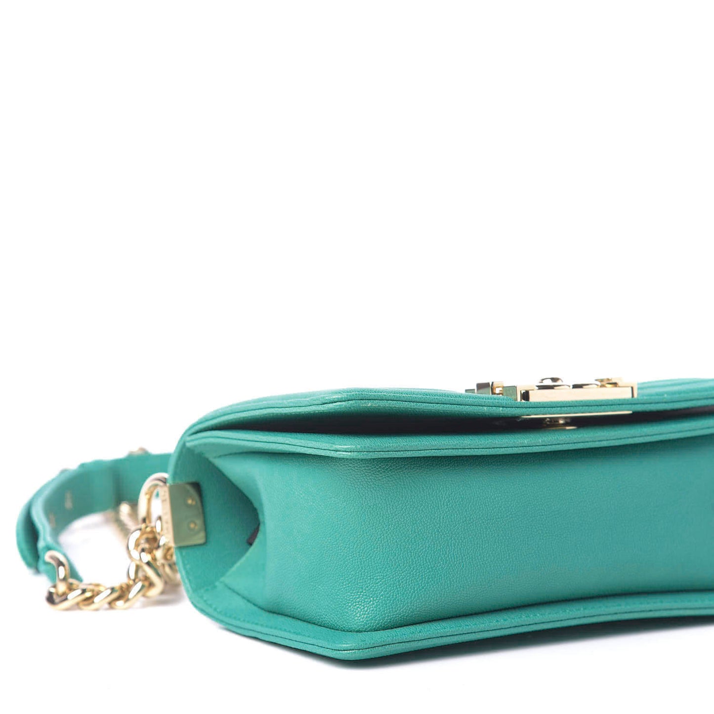 Caviar Chevron Quilted Small Boy Flap Green