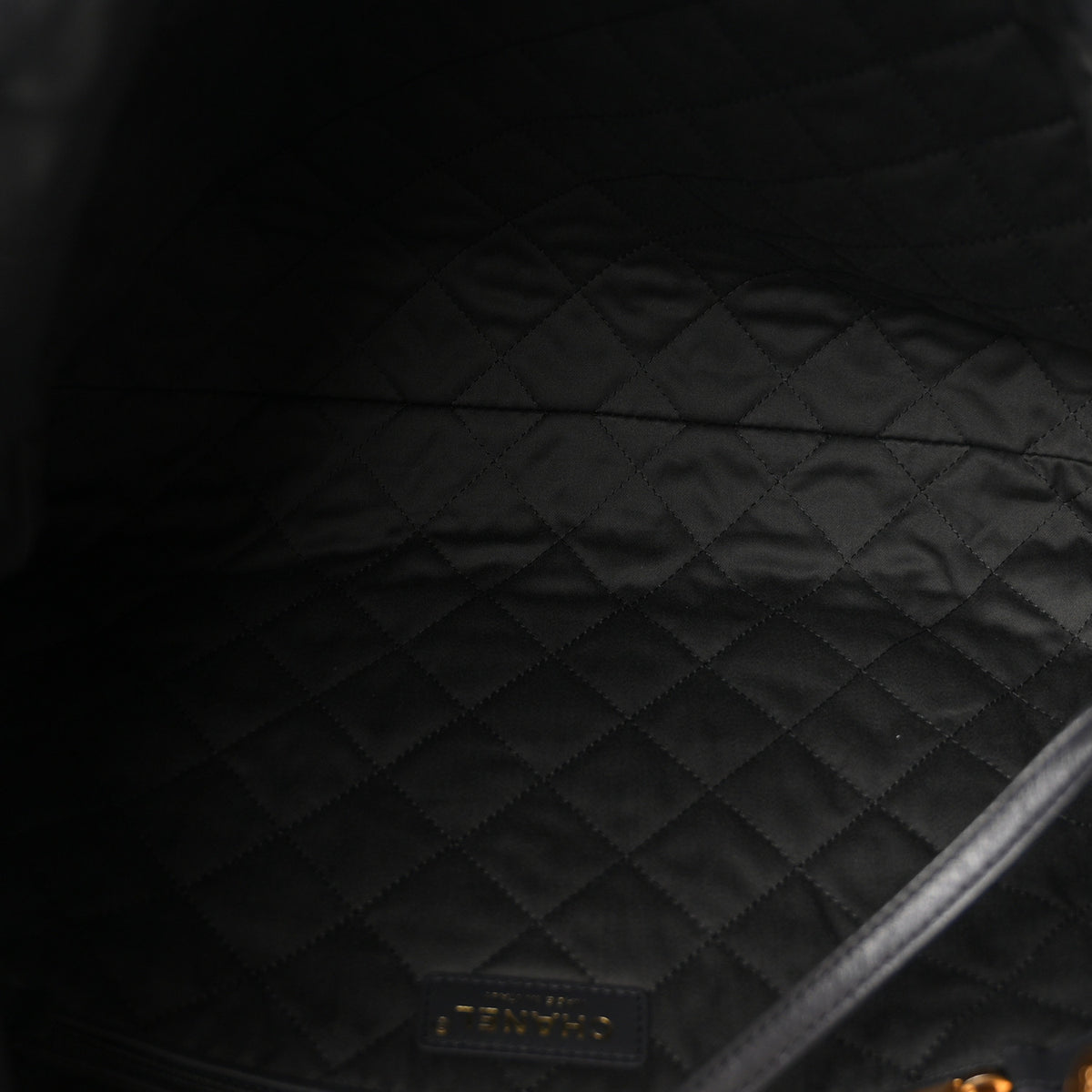 Shiny Calfskin Quilted Chanel 22 Dark Grey