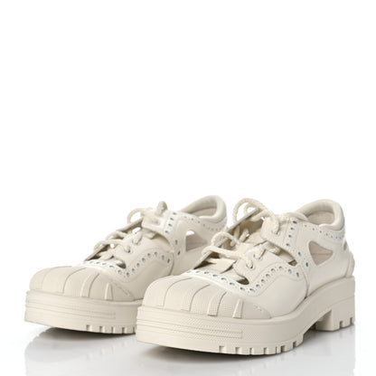 Christian Dior Brushed Calfskin Rubber Perforated Dioriron Derby Flat Shoes 37.5 Off White 4 of 10