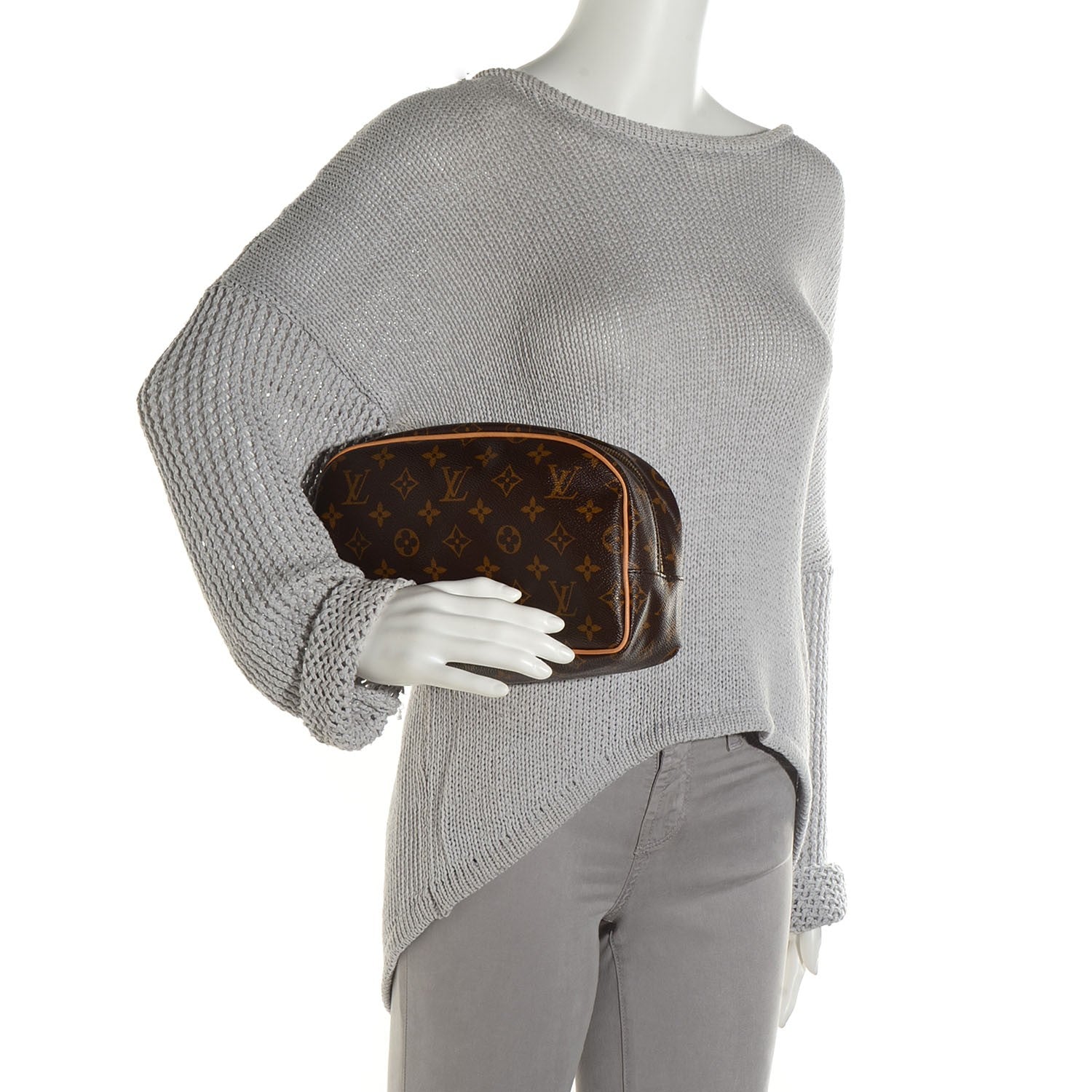Louis Vuitton Monogram Toiletry Bag 25 2 of 7