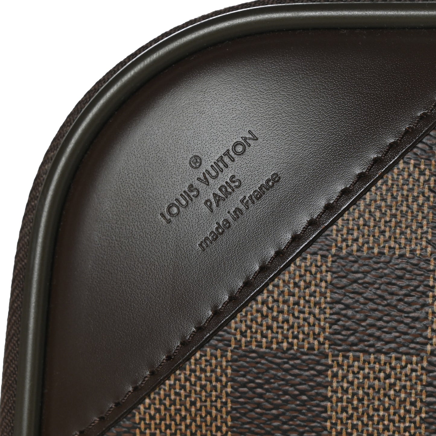 Damier Ebene Pegase Light 55