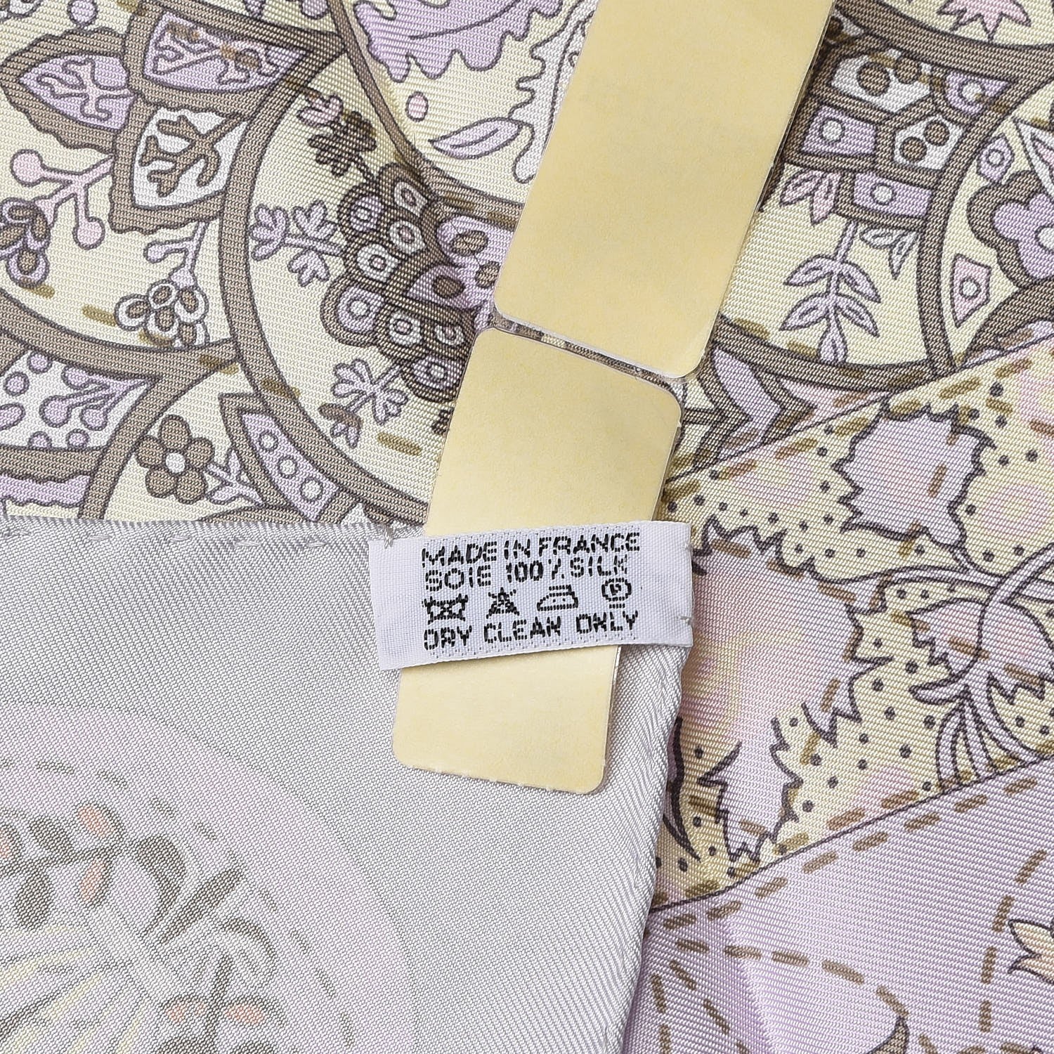 Hermes Silk Pique Fleuri de Provence Scarf 90 Gris Perle Lilac Rose Poudre 4 of 4