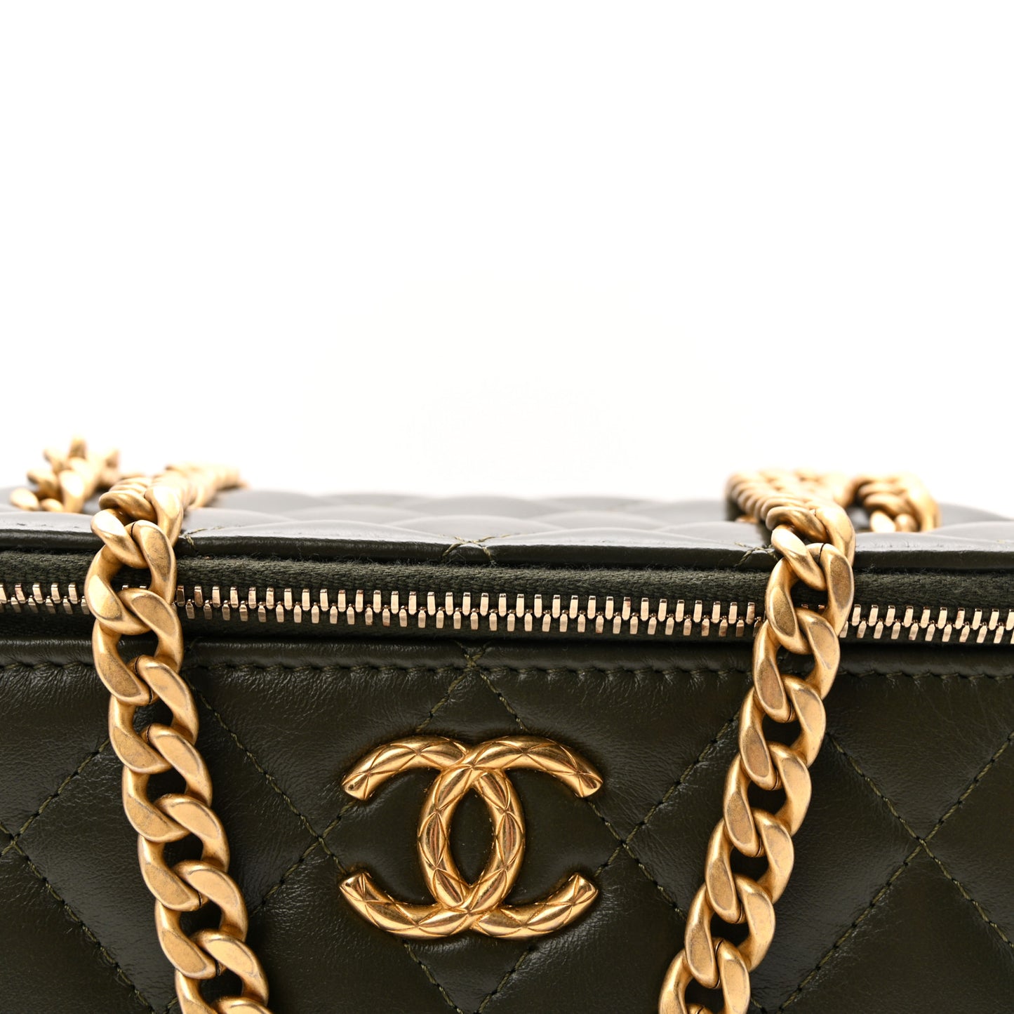 Lambskin Quilted Small Pillow Crush Vanity Case With Chain Green