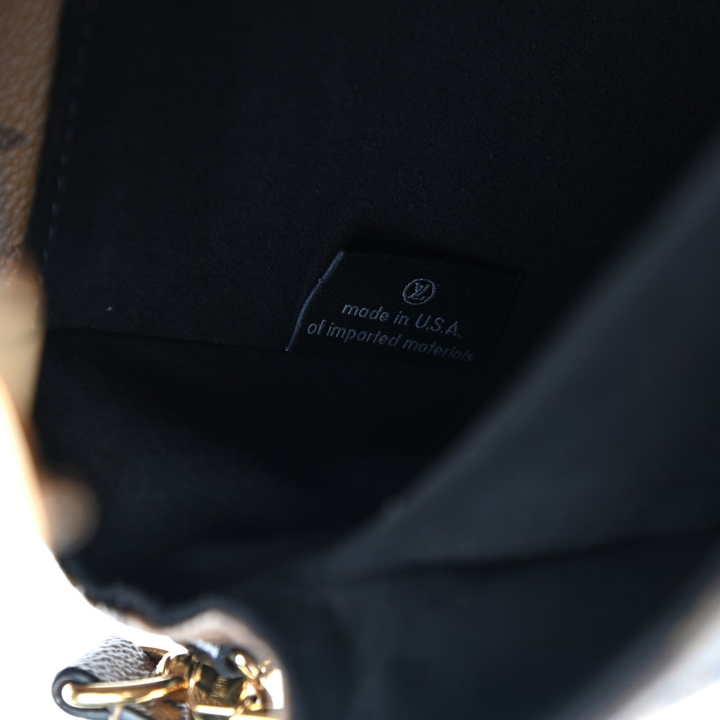 Reverse Monogram Pochette Metis
