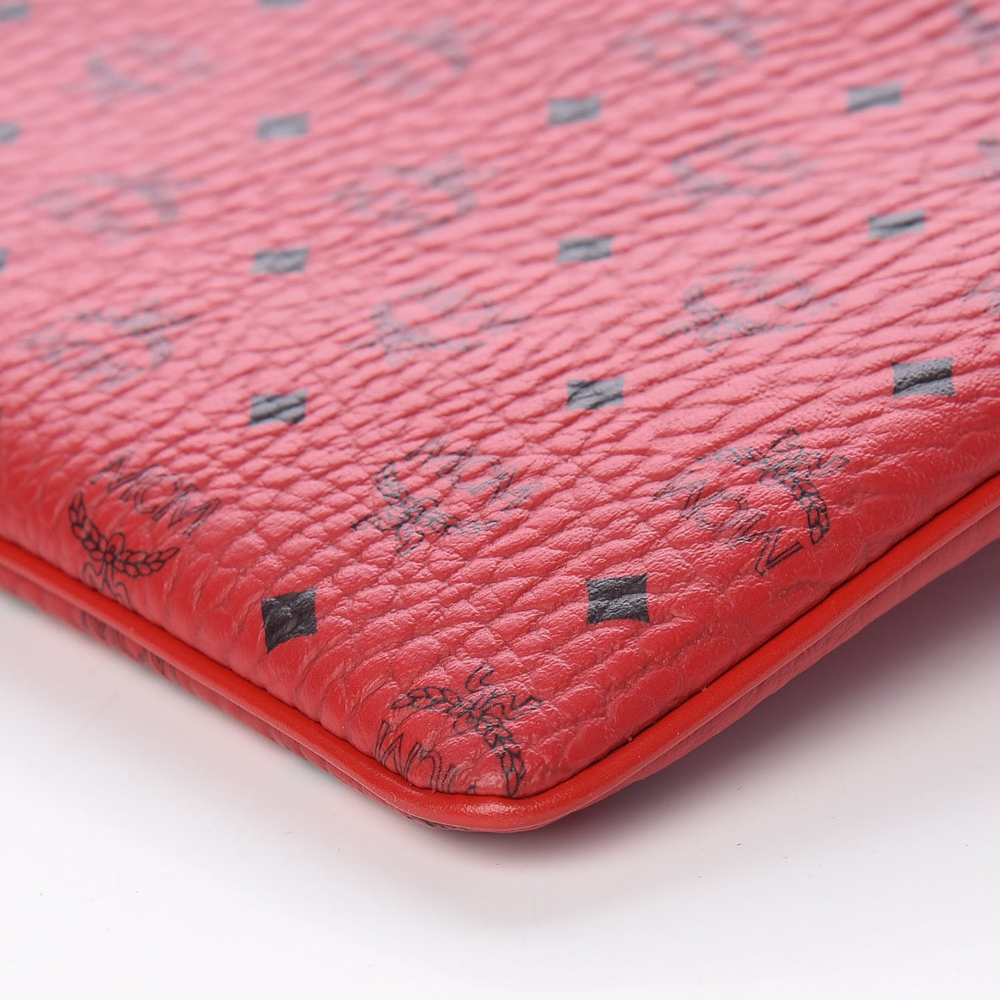 Visetos Medium Crossbody Pouch Ruby Red