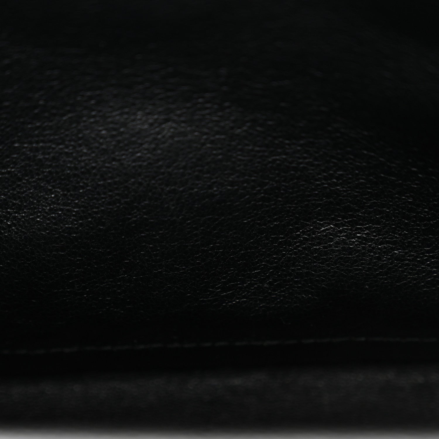 Saint Laurent Grain De Poudre Matelasse Chevron Monogram Chain Wallet  Black 8 of 12