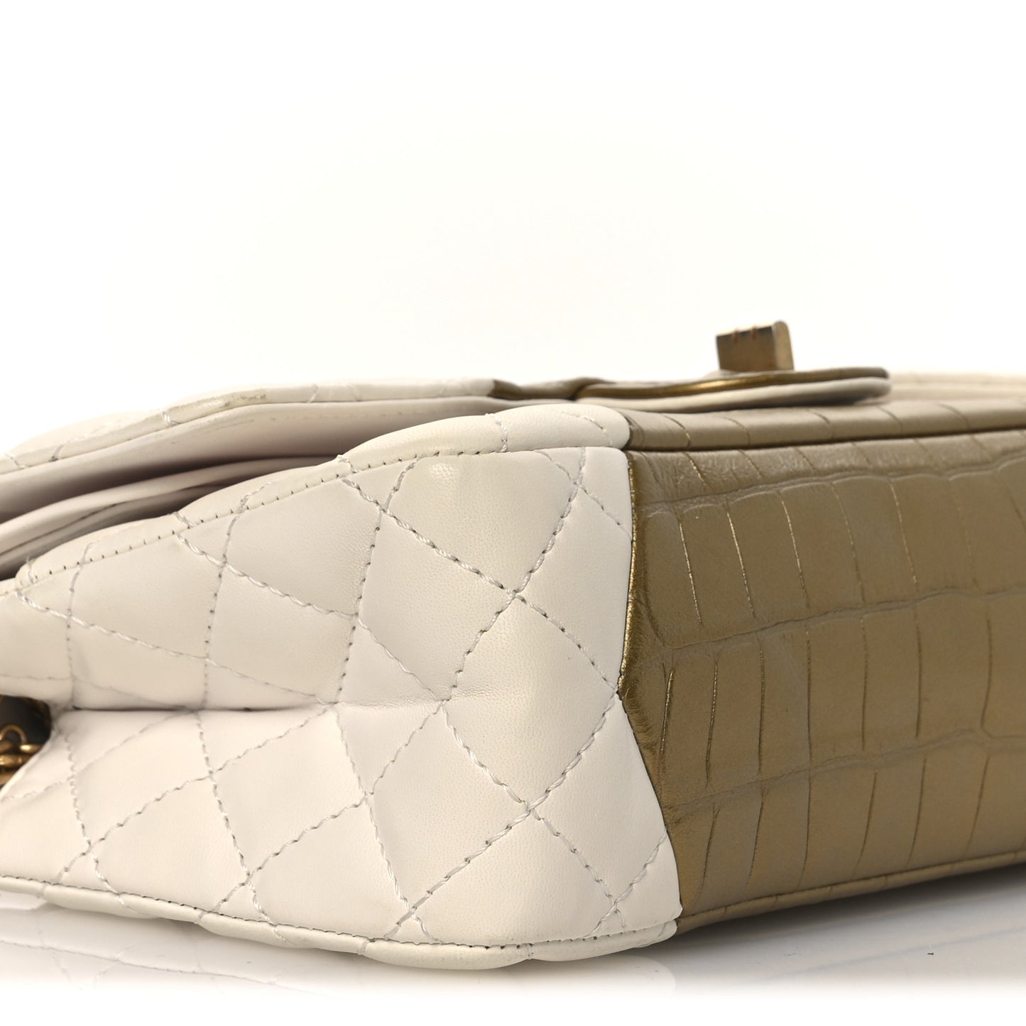 Lambskin Metallic Calfskin Crocodile Embossed 2.55 Cocodile Reissue 225 Flap White Gold
