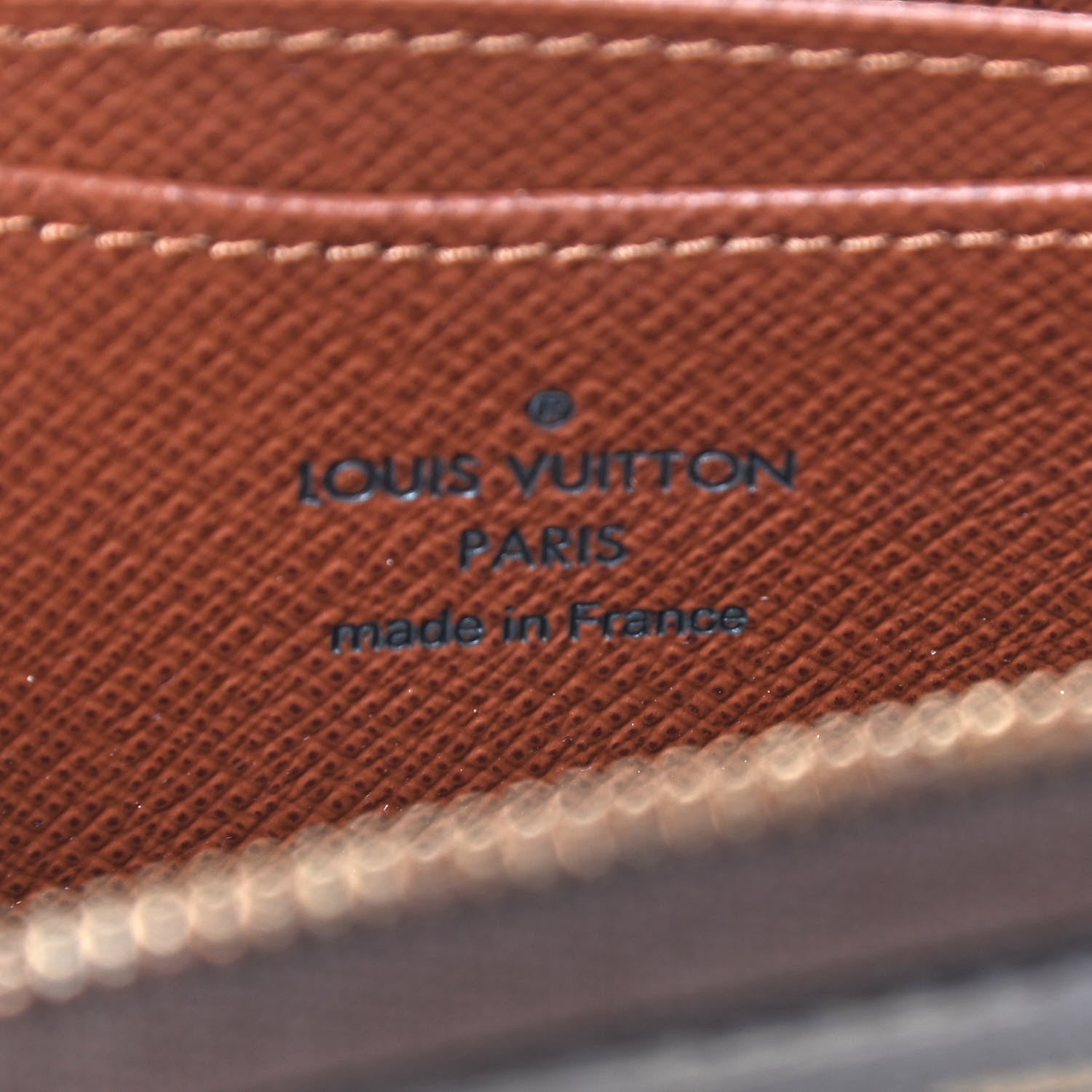 Louis Vuitton Monogram Key Pouch 13 of 14