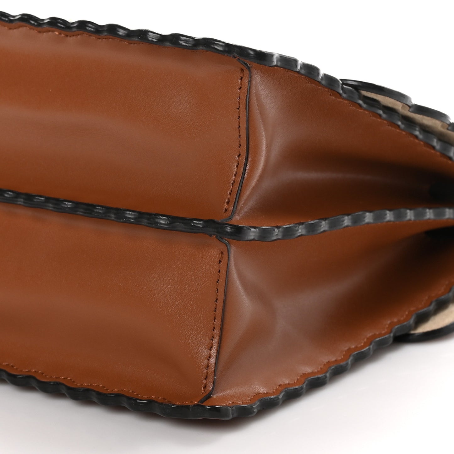 Vitello Liberty Scalloped Studded Kan I Shoulder Bag Caramello