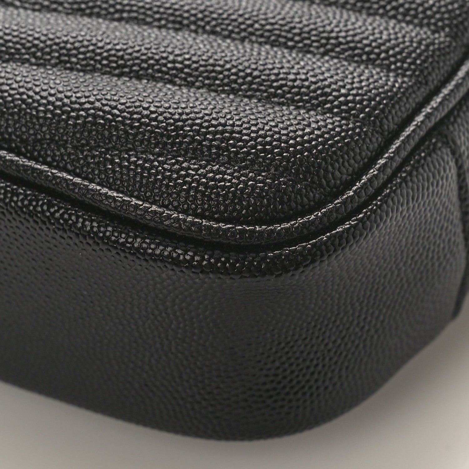 Saint Laurent Grain De Poudre Matelasse Monogram Mini Lou Camera Bag Black 8 of 8