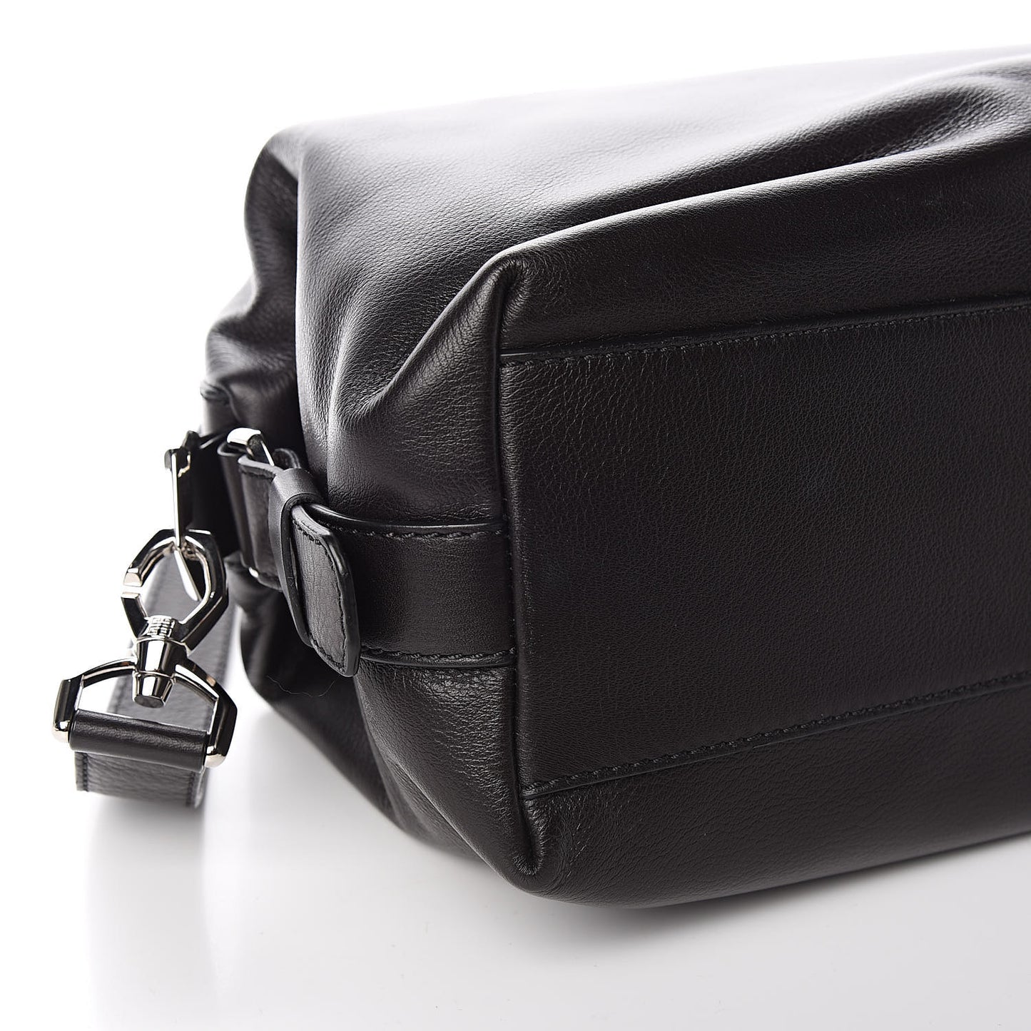 Supple Calfskin Small Nightingale Black