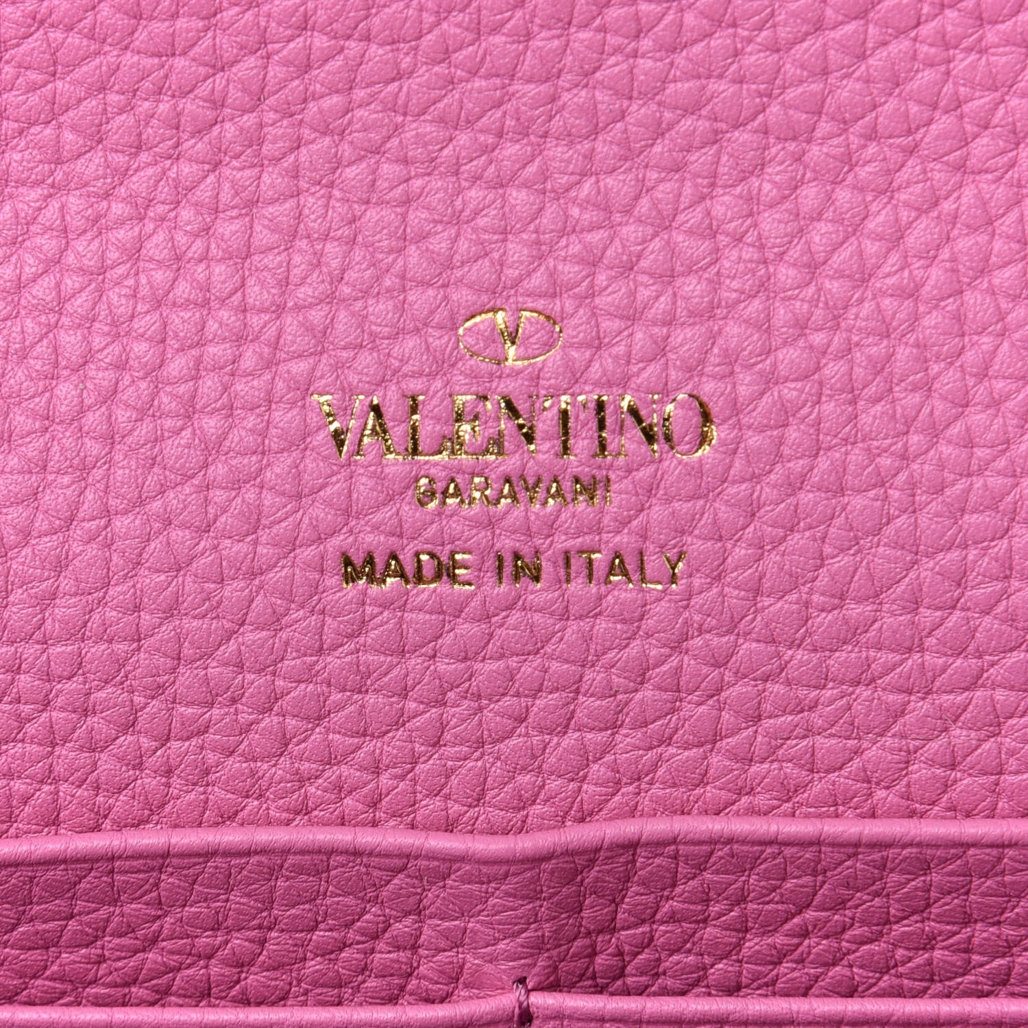 Valentino Garavani Pebbled Calfskin Rockstud Flip Lock Wallet On Chain Dawn Pink 5 of 8