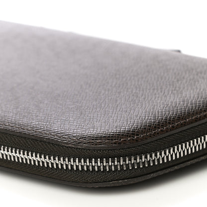Louis Vuitton Taiga Atoll Travel Organizer Grizzli 14 of 19