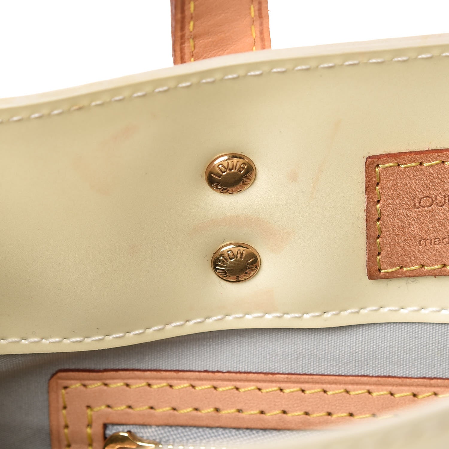 Louis Vuitton Vernis Reade PM Perle 8 of 22
