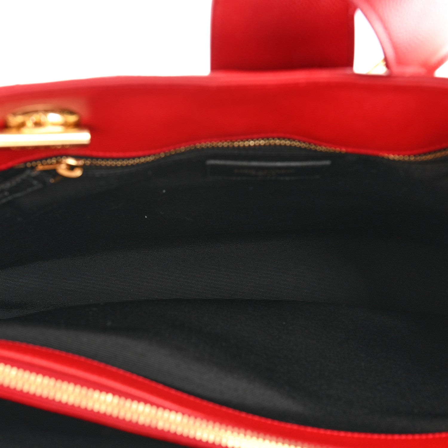 Saint Laurent Grain De Poudre Matelasse Chevron Monogram Shopping Bag Red 7 of 16