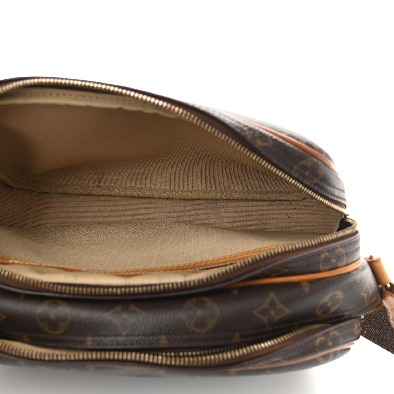 Louis Vuitton Monogram Reporter PM 6 of 17