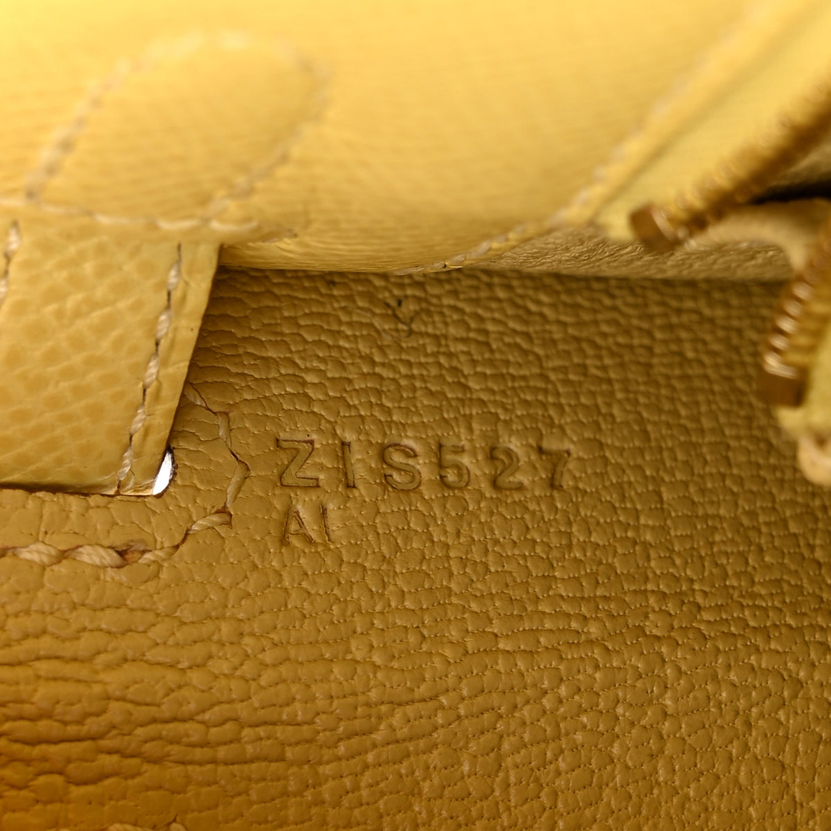 Epsom Kelly Sellier 25 Jaune Poussin