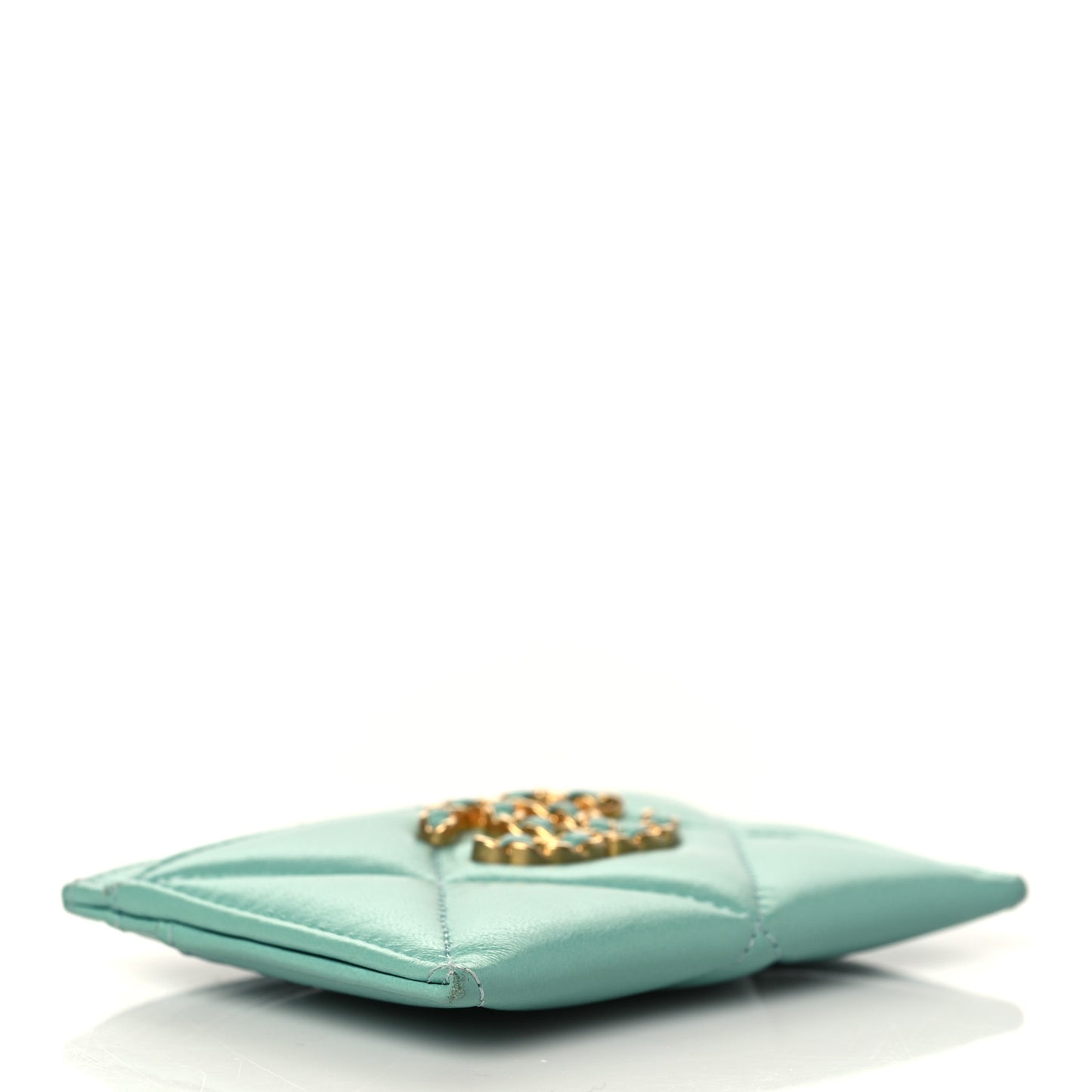 Lambskin Quilted Chanel 19 Card Holder Green