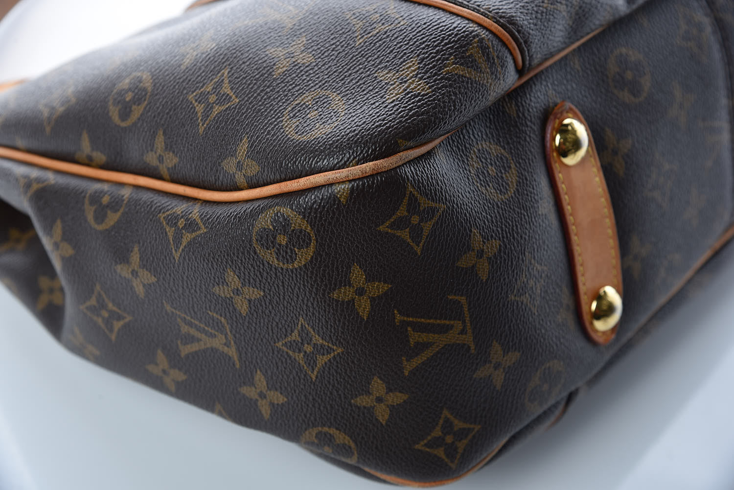 Louis Vuitton Monogram Galliera PM 18 of 23
