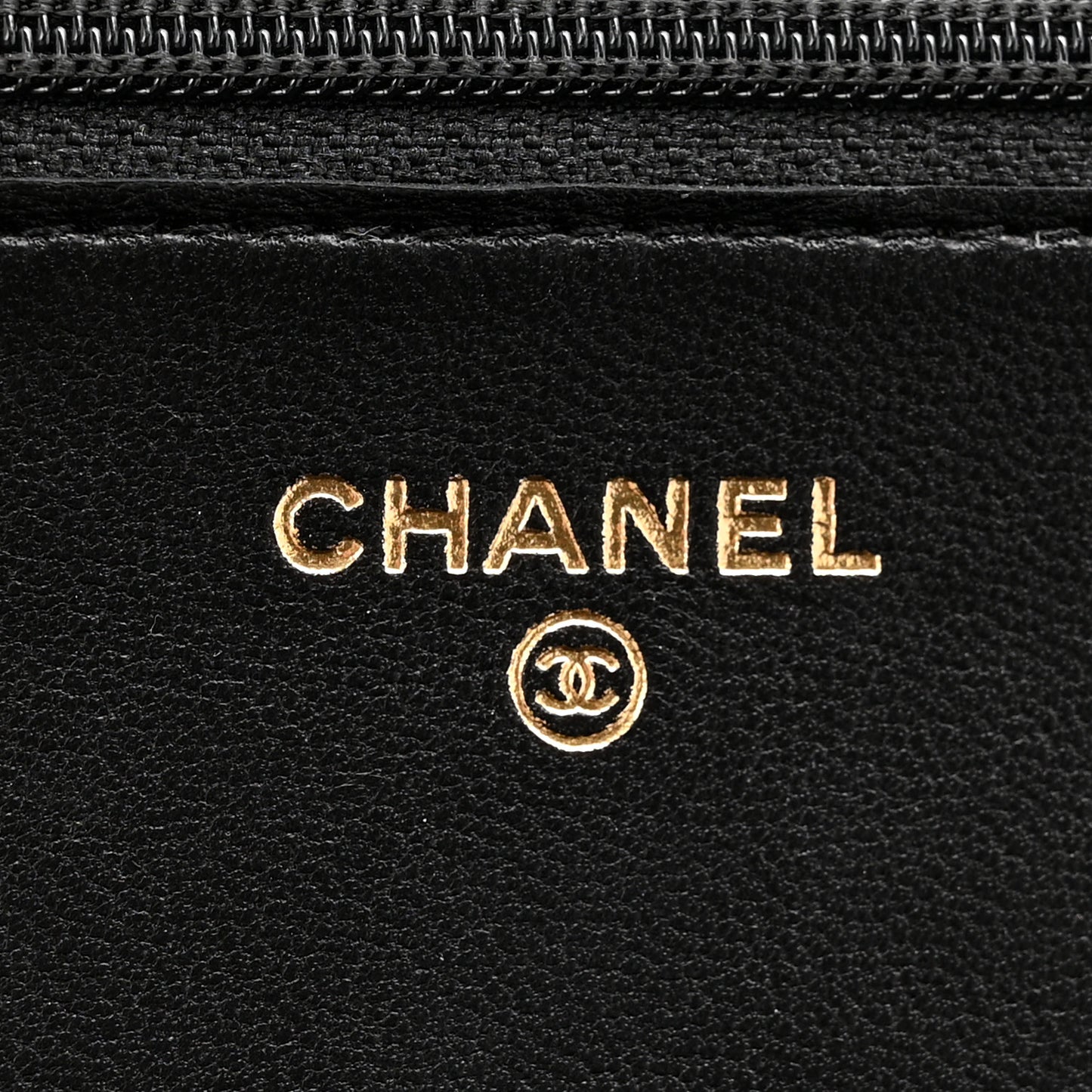 Lambskin Quilted CC Pearl Crush Wallet on Chain WOC Black