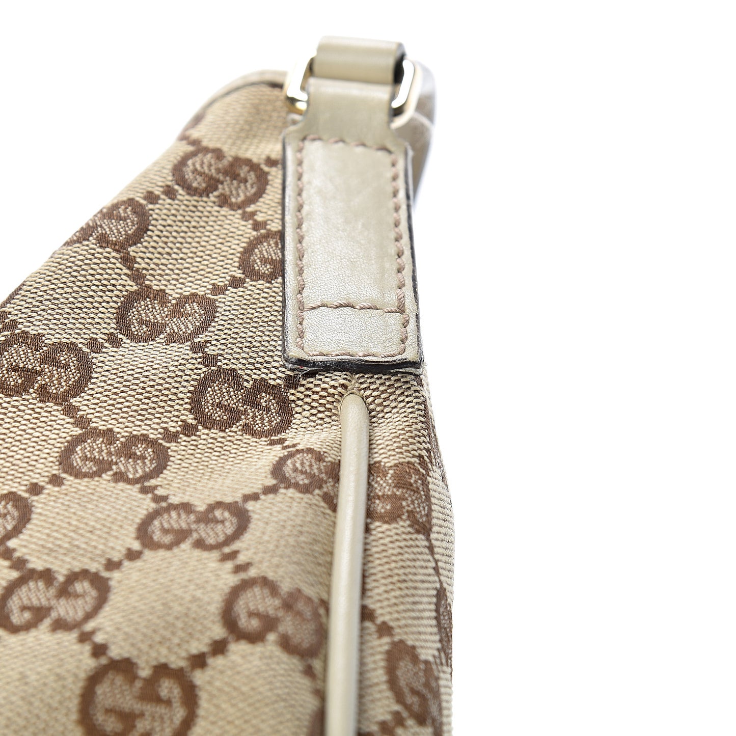 Monogram Medium New Britt Hobo Off White