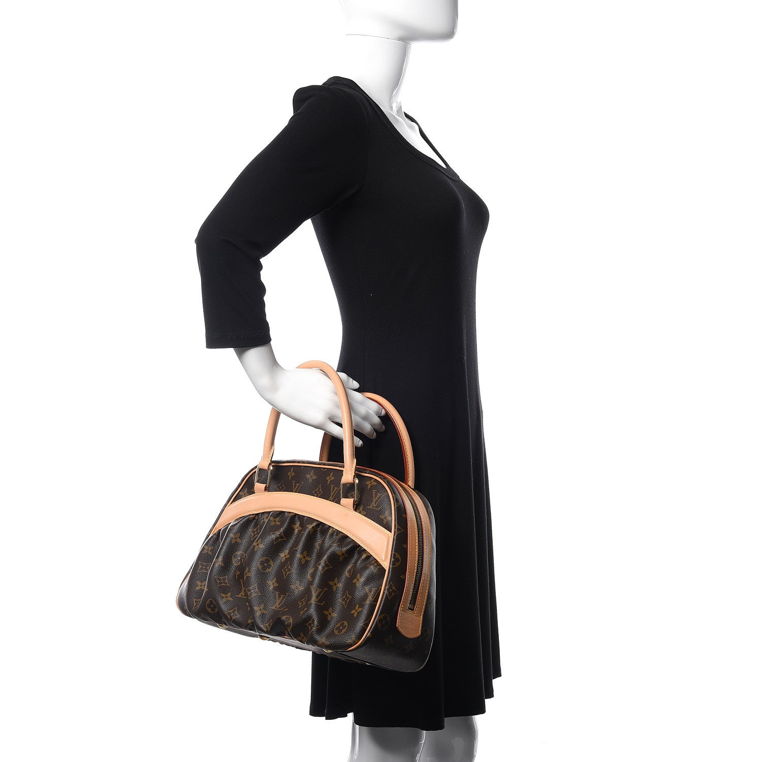 Louis Vuitton Monogram Mizi 2 of 12