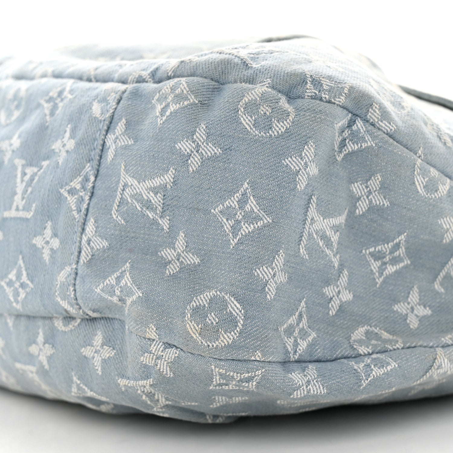 Louis Vuitton Denim Daily GM Blue Clair 10 of 21