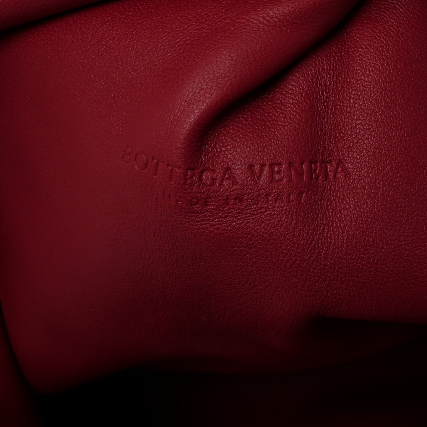 Nappa Maxi Intrecciato The Pouch Oversized Clutch Amaranto