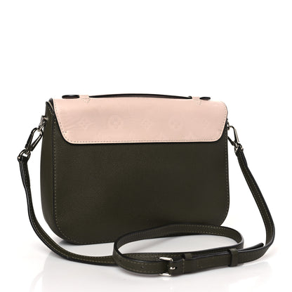 Louis Vuitton Calfskin Very Messenger Kaki 3 of 8