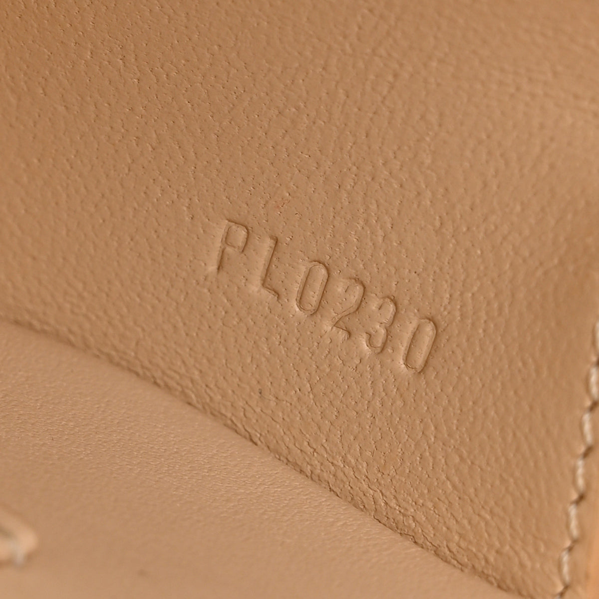 Louis Vuitton Monogram Petite Boite Chapeau 7 of 10