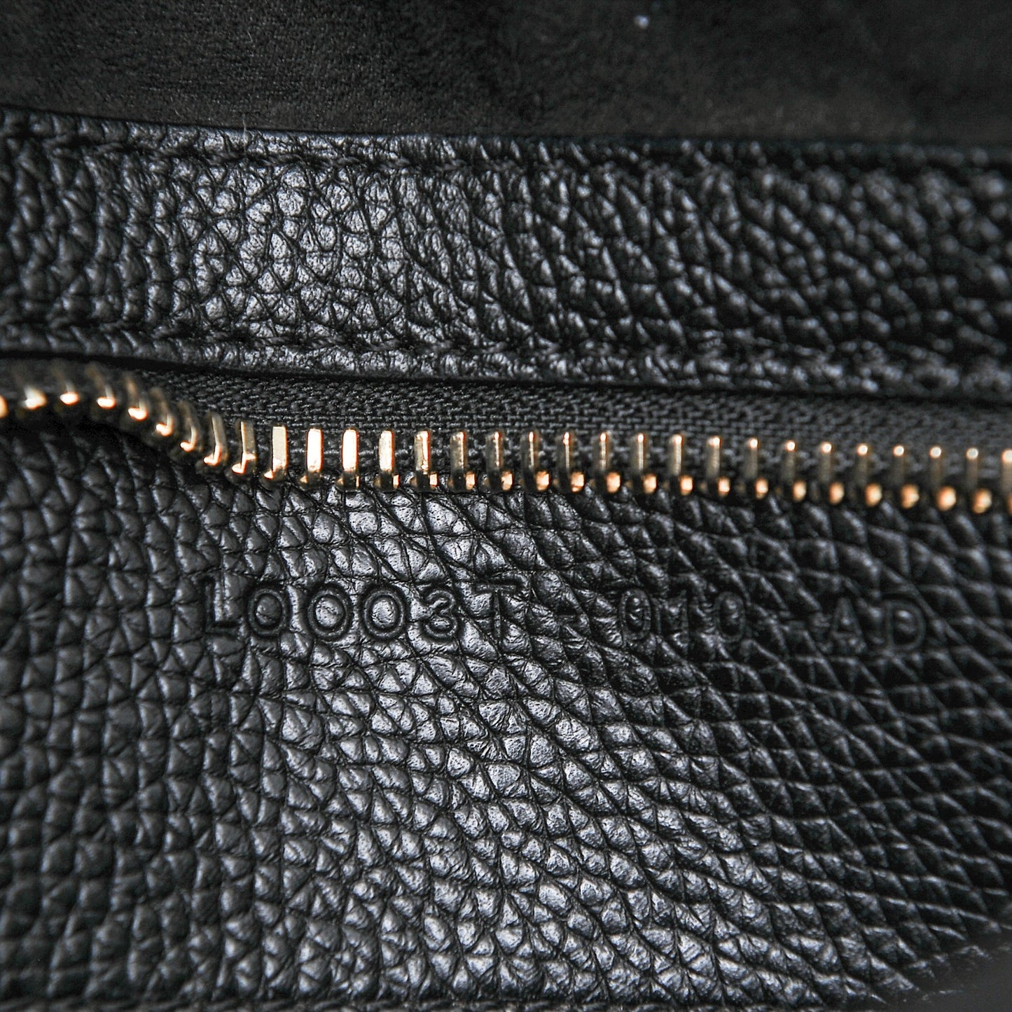 Pebbled Calfskin Large Jennifer Black