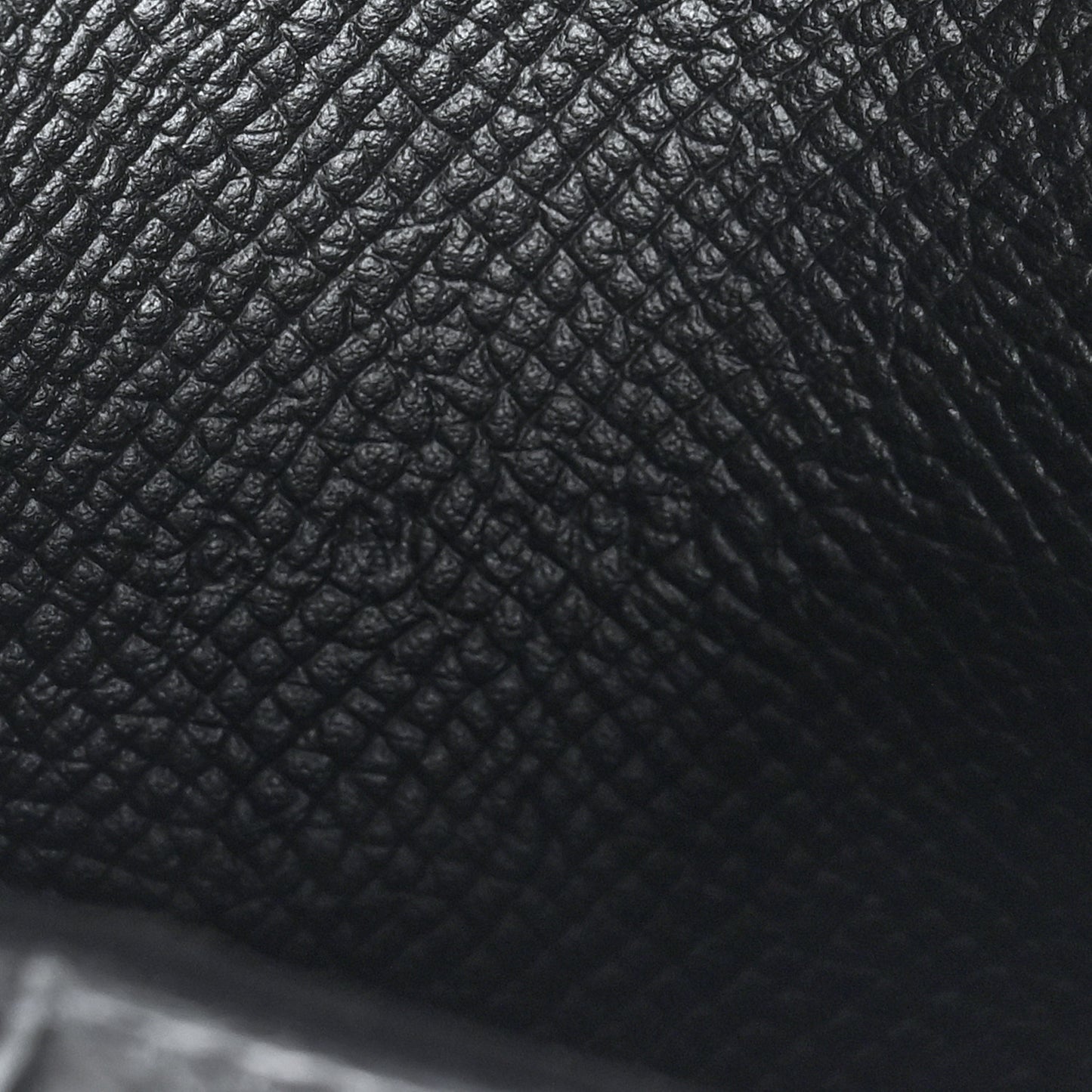 Epsom Medium Kelly Wallet Black