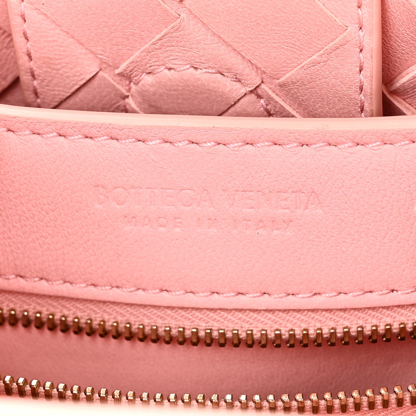 Nappa Intrecciato Small Andiamo Shoulder Bag Blush