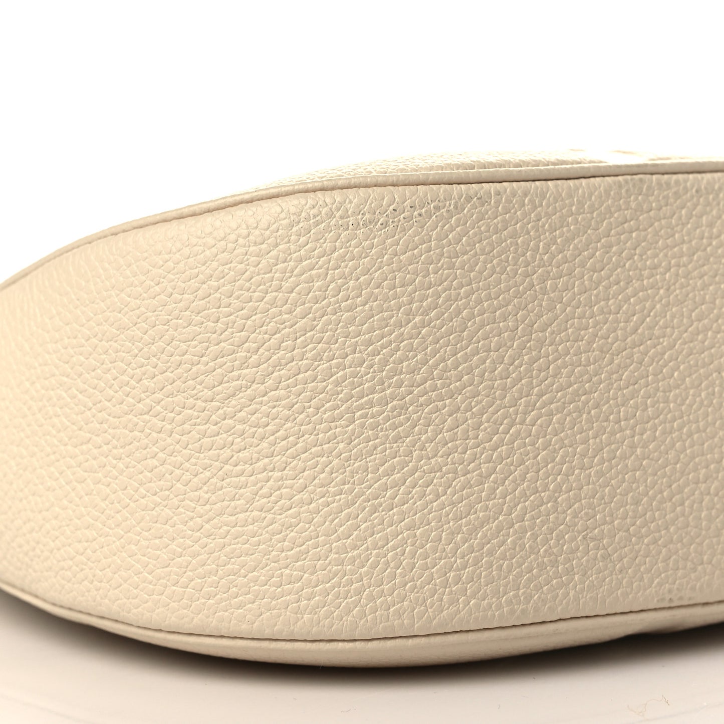 Empreinte Monogram Giant Bagatelle NM Creme