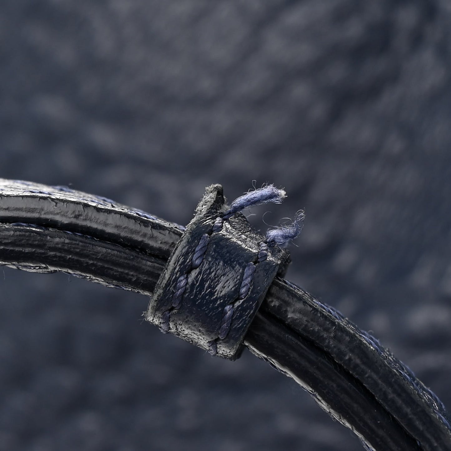 Heritage Grain Check Embossed Medium Dewsbury Tote Blue Carbon