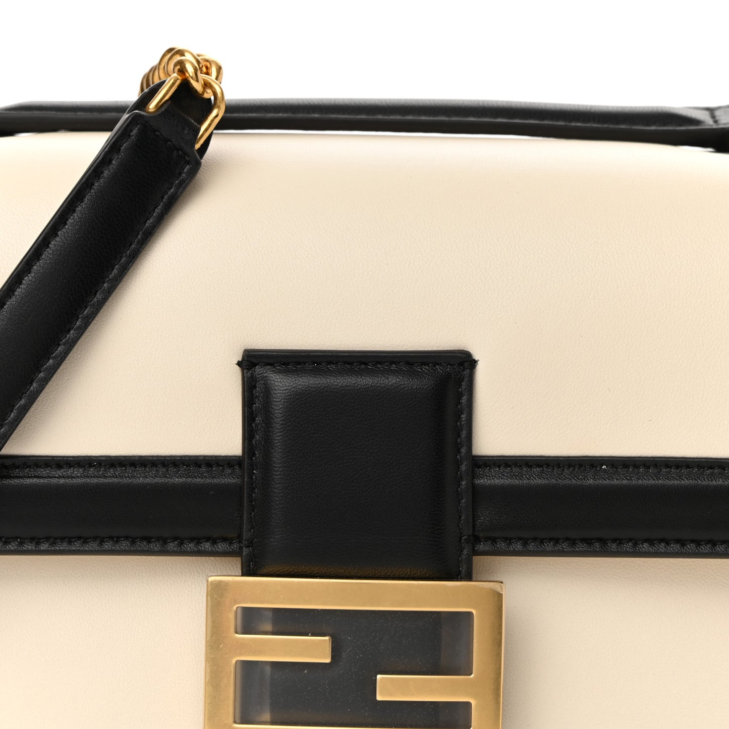 Nappa Apolo Bi-Color Chain Baguette Uovo Black