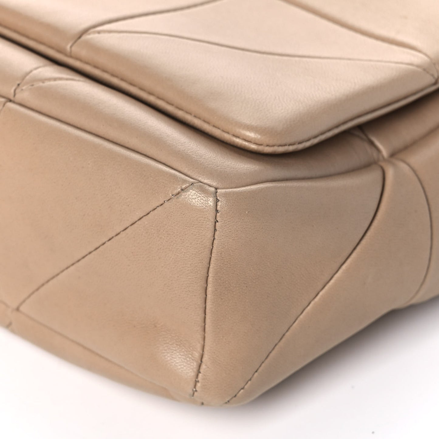 Lambskin Patchwork Monogram Medium Jamie Beige