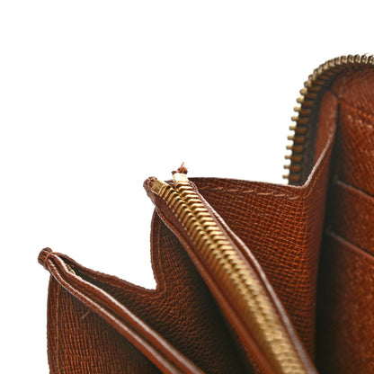 Louis Vuitton Monogram Zippy Wallet 12 of 16