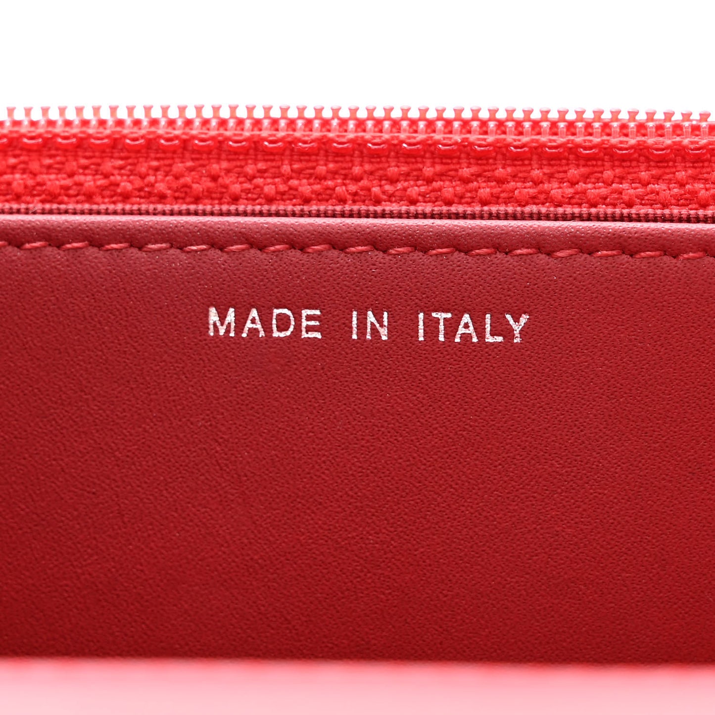 Patent Quilted Brilliant Wallet On Chain WOC Red