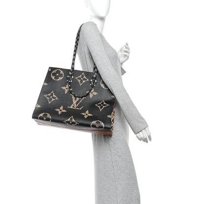 Louis Vuitton Monogram Giant Jungle Onthego GM Black 2 of 12